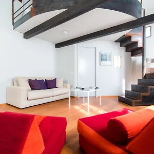 Antica Via Volta - The House Of Travelers Apartment